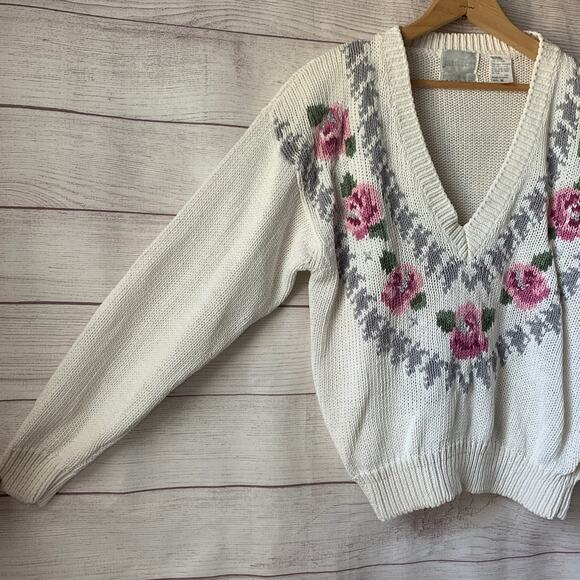 Vintage Jantzen Embroidered by Hand Sweater Floral V Neck Size Medium - Picture 13 of 14